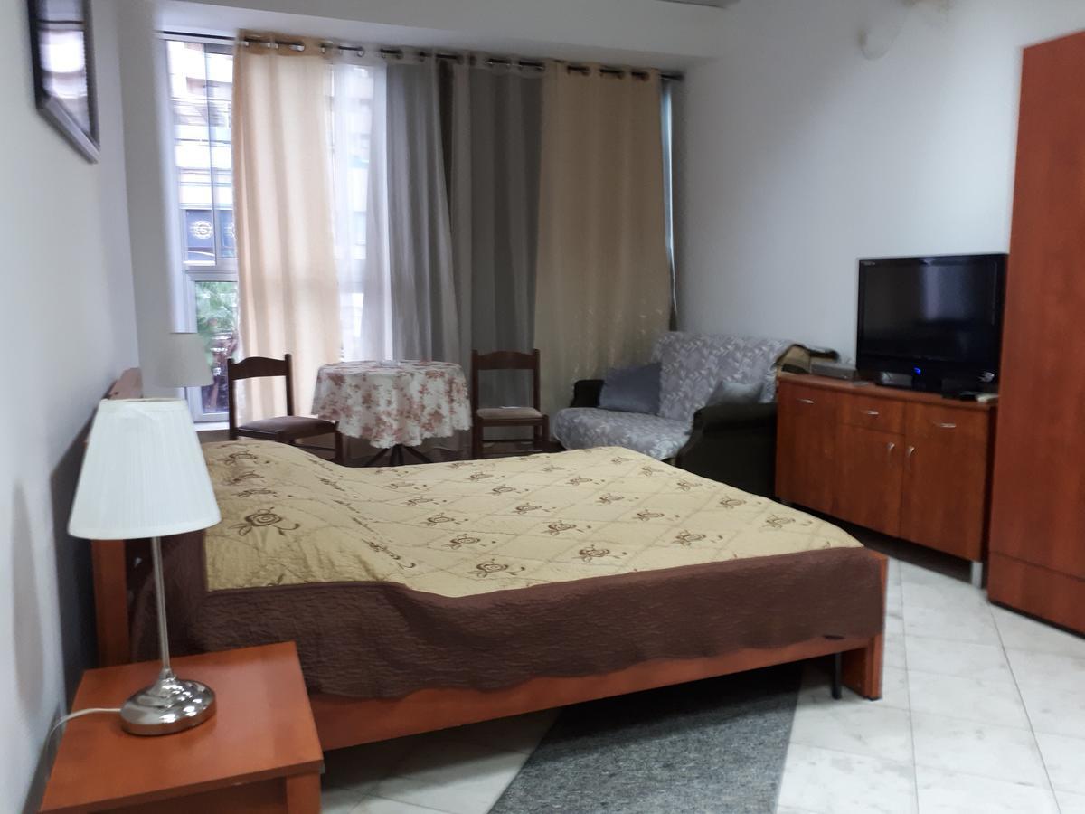 Hotel Rothschild 37 바트얌 외부 사진