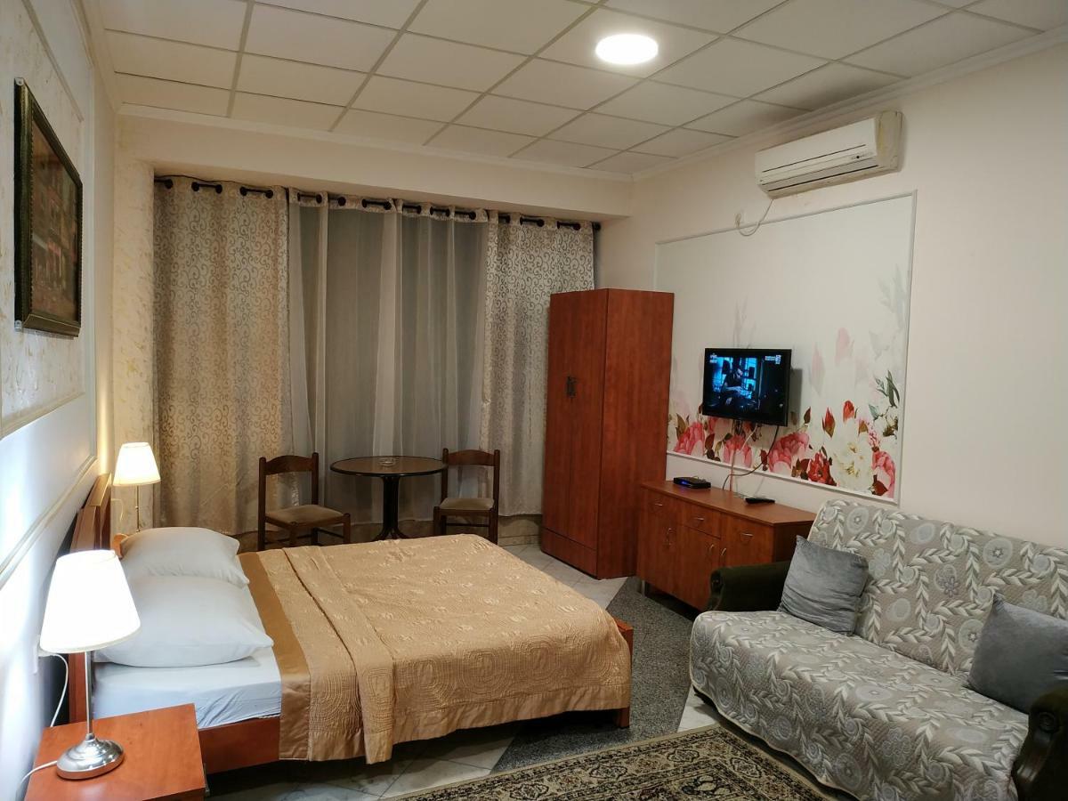 Hotel Rothschild 37 바트얌 외부 사진